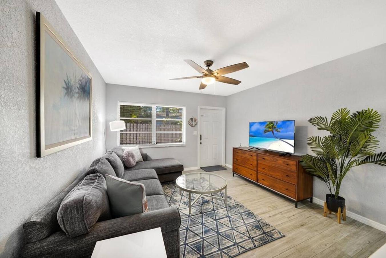 Lovely 1 Bedroom - Just Beachy By Pmi Fort Lauderdale Eksteriør billede